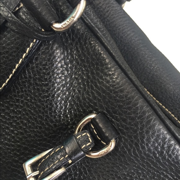 🌺 AUTHENTIC prada leather bag🌺 - Picture 12 of 14